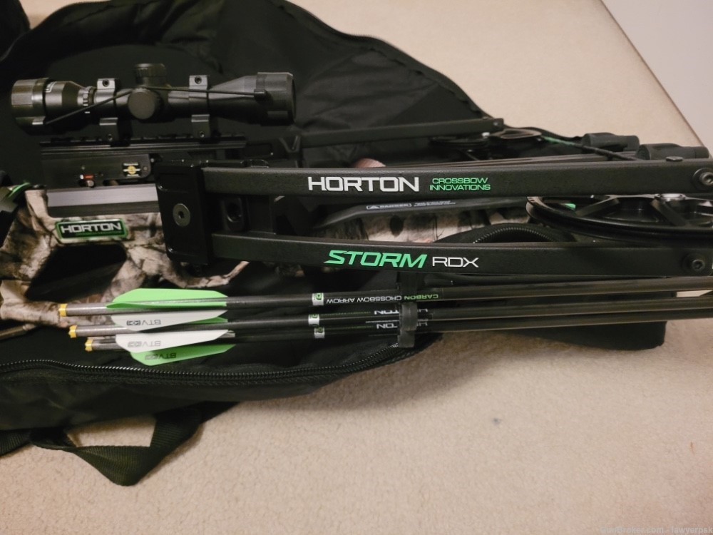 Horton Storm RDX Crossbow with extras-img-0