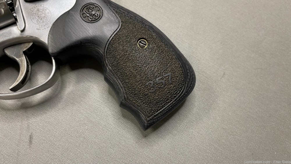 Smith & Wesson 686 Plus .357 Magnum Revolver 3" 150853-img-3