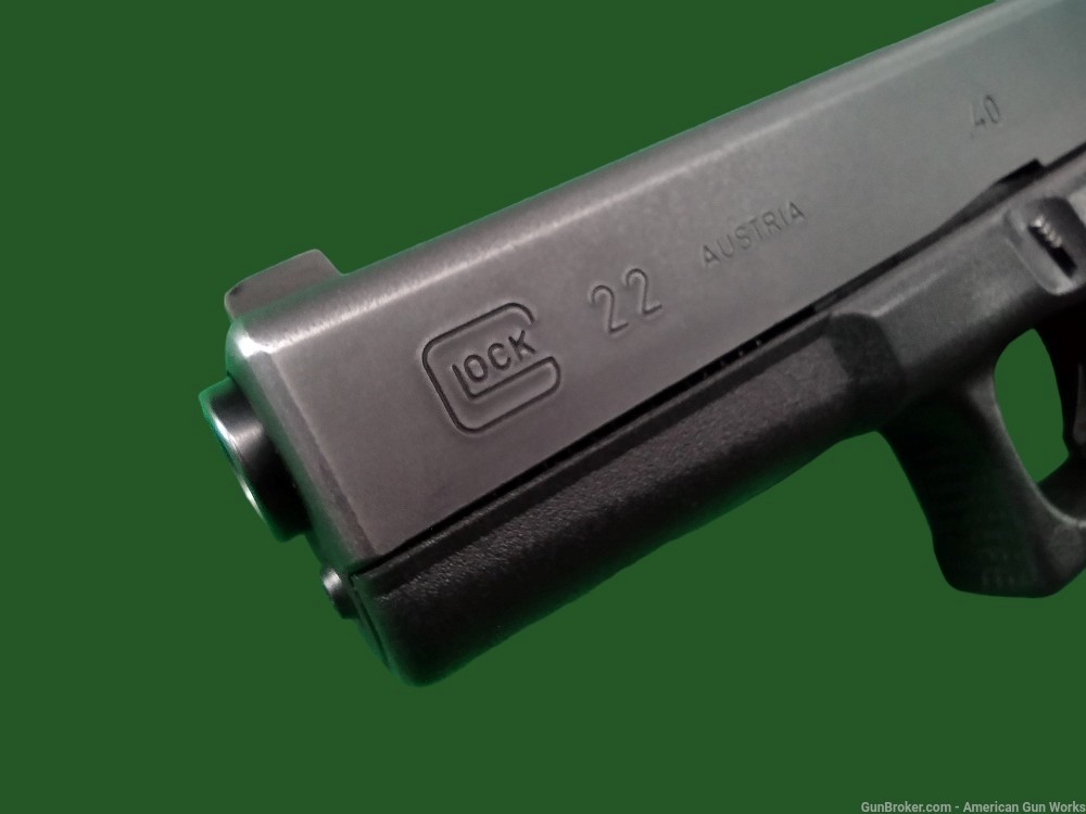 Glock 22 Gen 2 Complete in Tupperware Case in 40 S&W CAOK! NORES -img-8