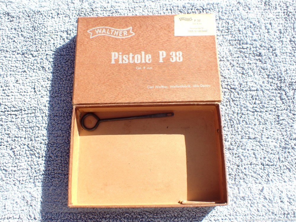 WALTHER P-38 FACTORY 9MM TWO PIECE ORIGINAL BOX (RARE)-img-8