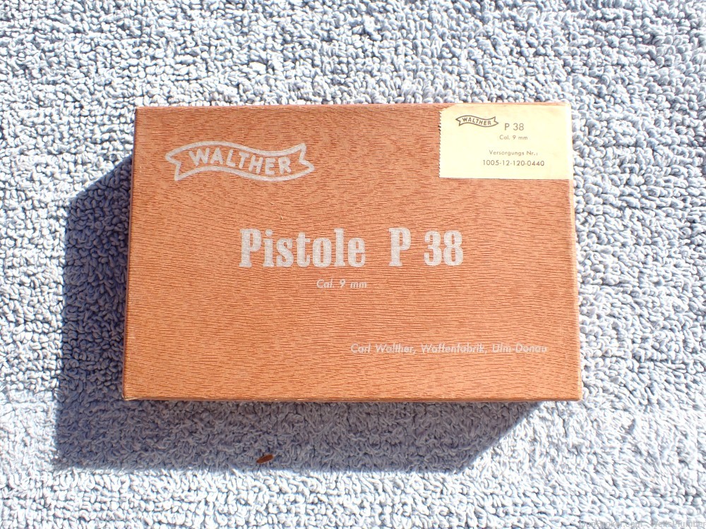 WALTHER P-38 FACTORY 9MM TWO PIECE ORIGINAL BOX (RARE)-img-0