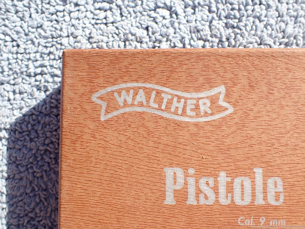 WALTHER P-38 FACTORY 9MM TWO PIECE ORIGINAL BOX (RARE)-img-1
