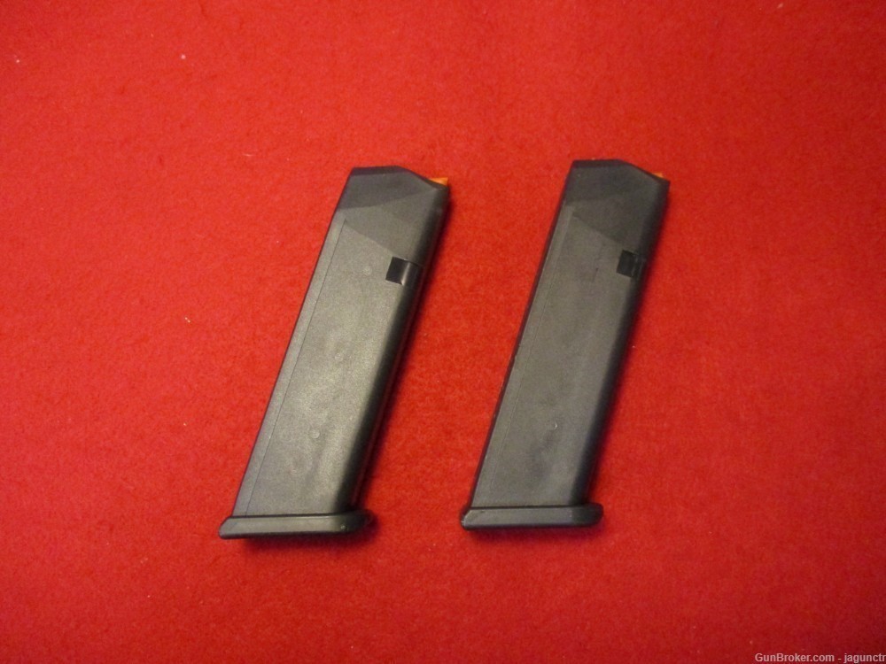 TWO GLOCK 17 MAGAZINES 9MM 17RD 2303NTMAG59S-img-0