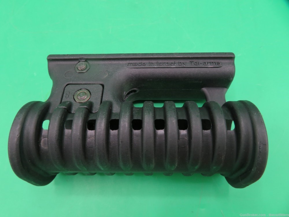 Command Arms Accessories Forearms Grip & Flashlight Adaptor OFEK1 Black-img-6