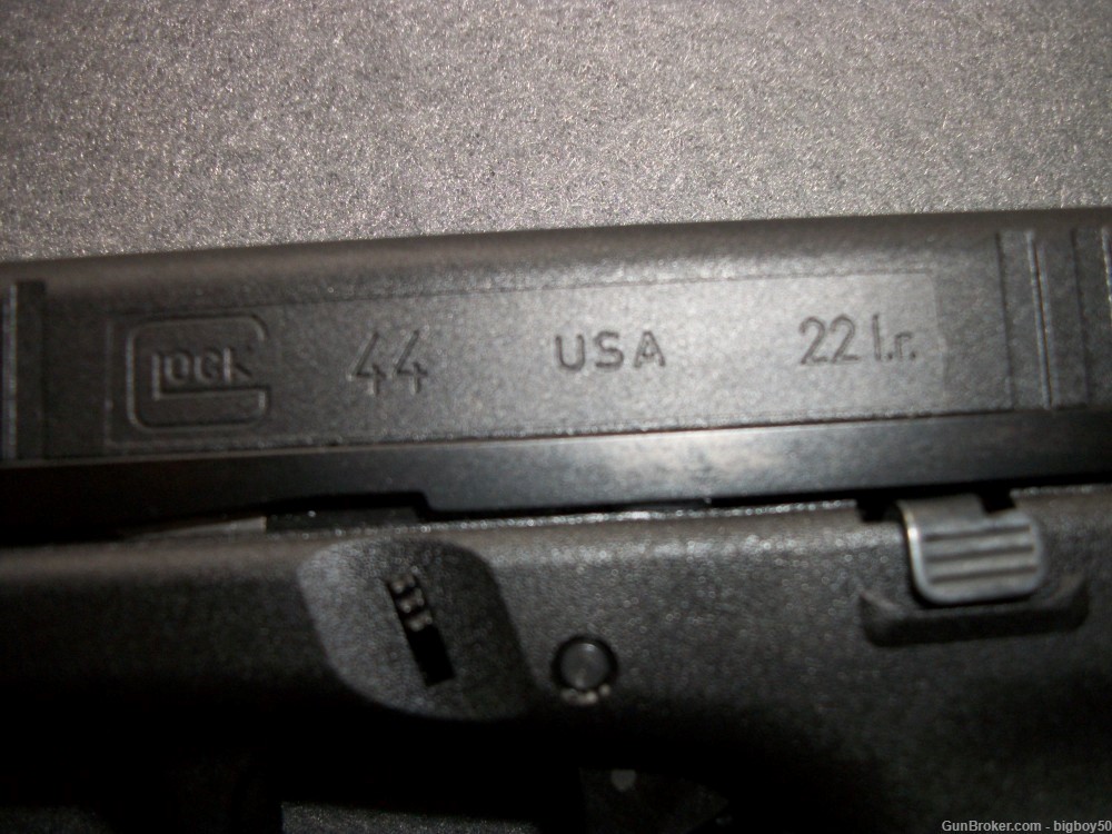GLOCK .22 LR, MODEL 44 WITH ORIGINAL FACTORY CASE, MANF 2021 FREE SHIPPING-img-2