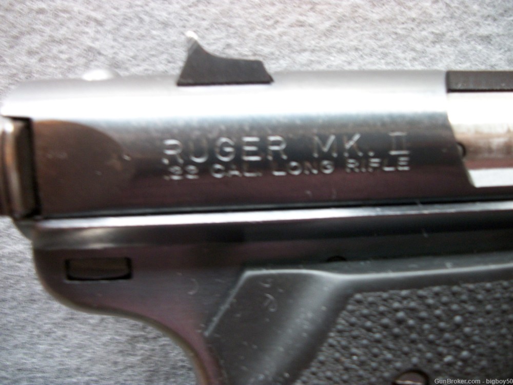 RUGER .22 LR MARK II WITH FACTORY CASE-img-2