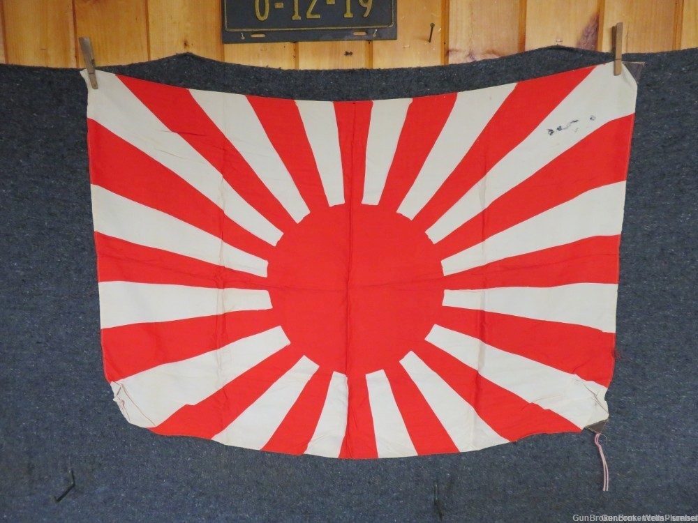IMPERIAL JAPANESE WWII ARMY RISING SUN SILK FLAG ORIGINAL PRE-1945 -img-0
