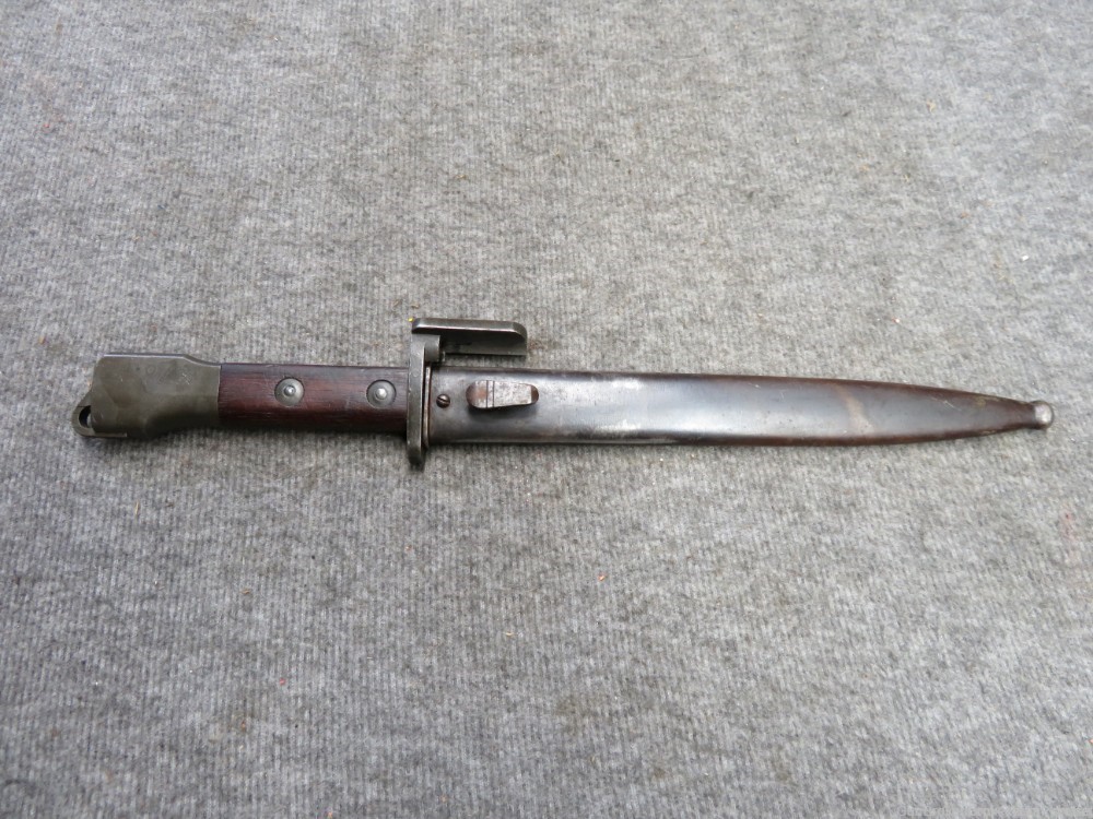 BELGIAN FN FAL TYPE A BAYONET WITH SCABBARD VERY NICE CONDITION (RARE)-img-1