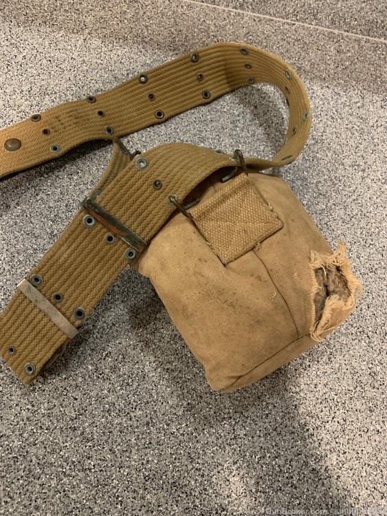 WW1 or WW2 US Marine Canteen And Web Belt  dated 1919-img-1