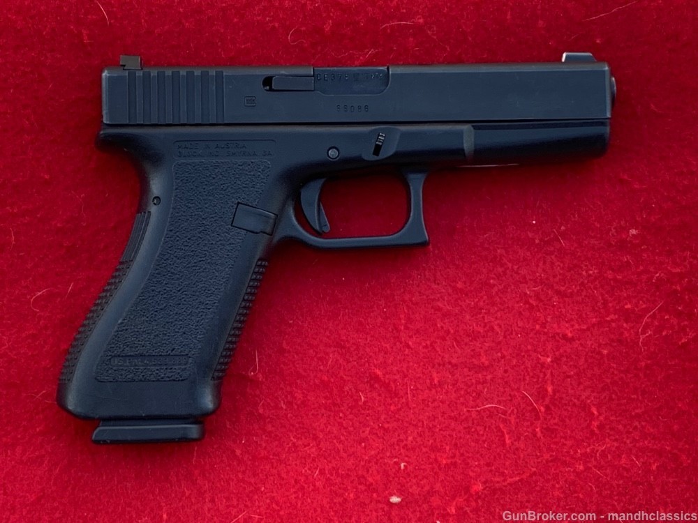 Glock 17 Gen 2, PRE-BAN, 9mm, pre-ban mag, MA compliant-img-0
