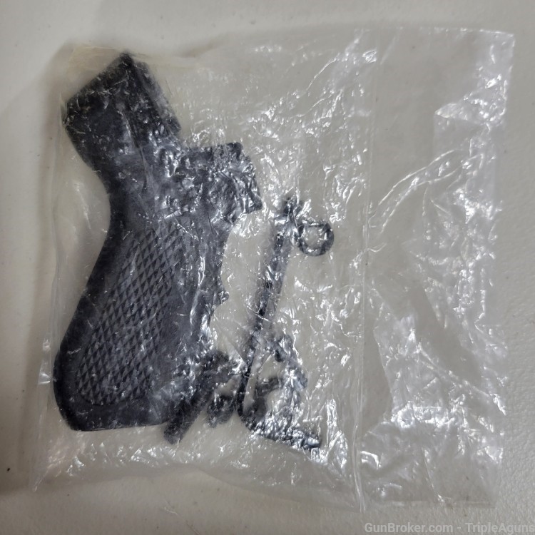 Mossberg 500 12ga pistol grip kit sealed in package -img-0