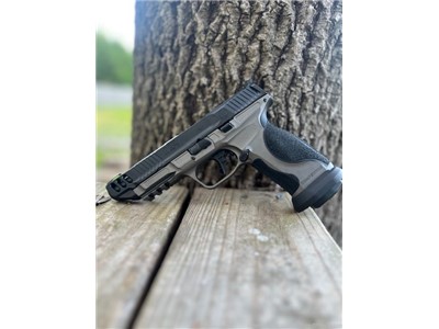 SMITH & WESSON M&P9 M2.0 Competitor, 9mm,5" Barrel,Metal Frame, Optic ready
