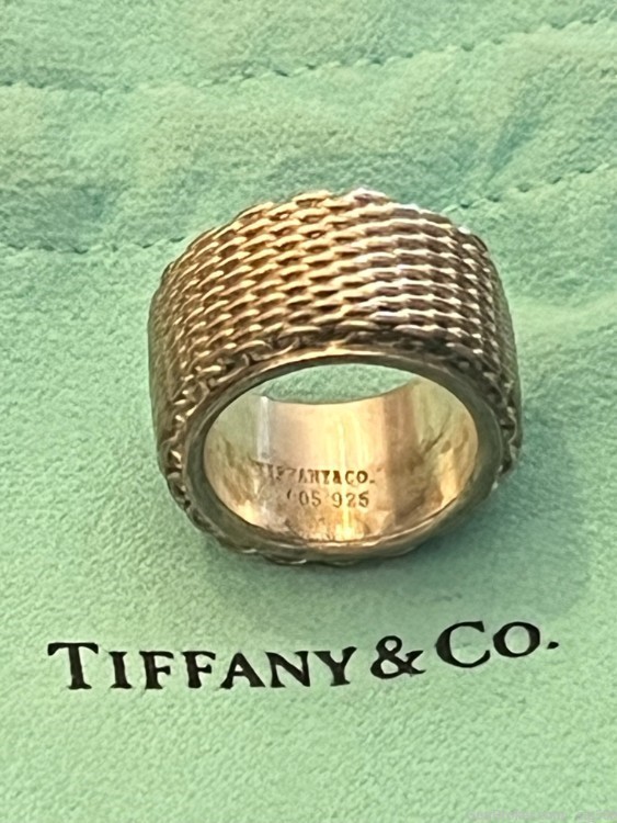 TIFFANY & CO. STERLING SILVER RING WITH SILVER MESH-img-4