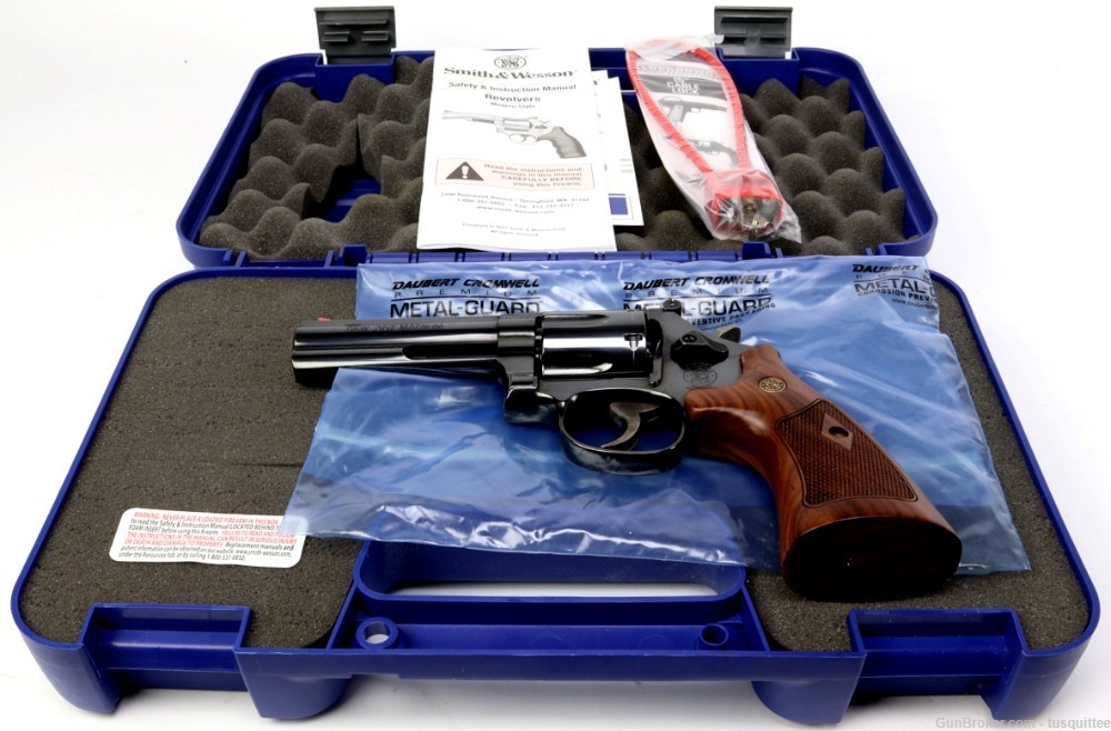 SMITH & WESSON MODEL 586-8 in .357 Magnum IN FACTORY CASE!-img-14