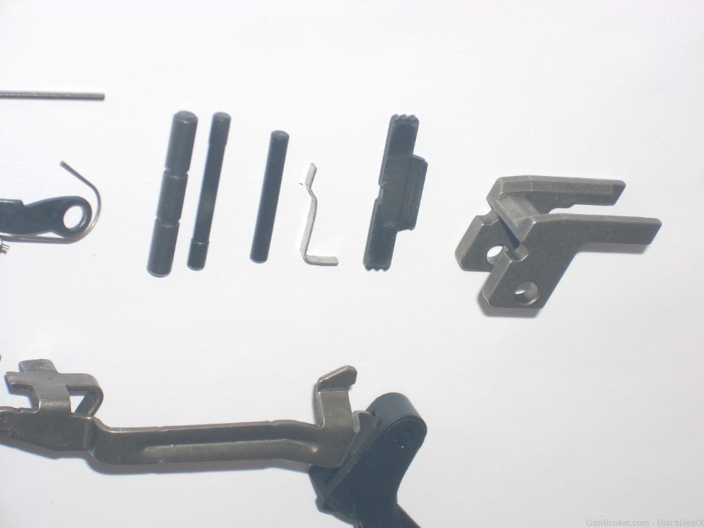 Glock frame completion kit from Glock 32 gen 3 exc cond 19 23 etc-img-3