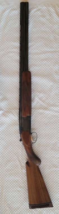 Like New Browning Citori 12 gauge over and under.  Chambered for 3" -img-1