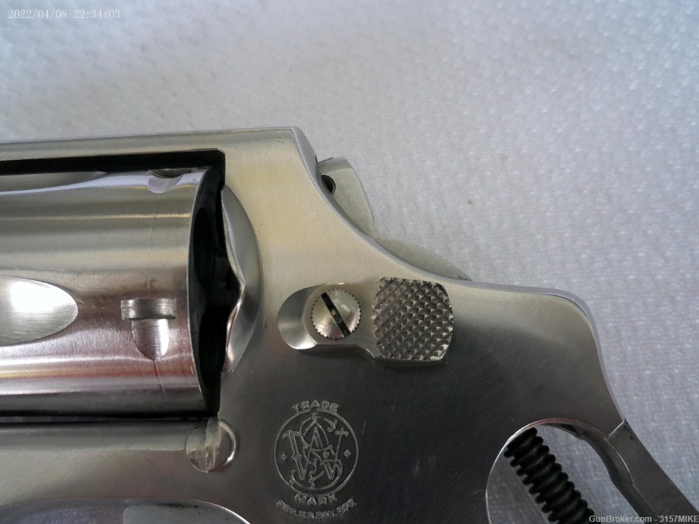 Smith & Wesson Model 60(no dash) Chiefs Special Stainless, .38 SPL, 2" Brl-img-21