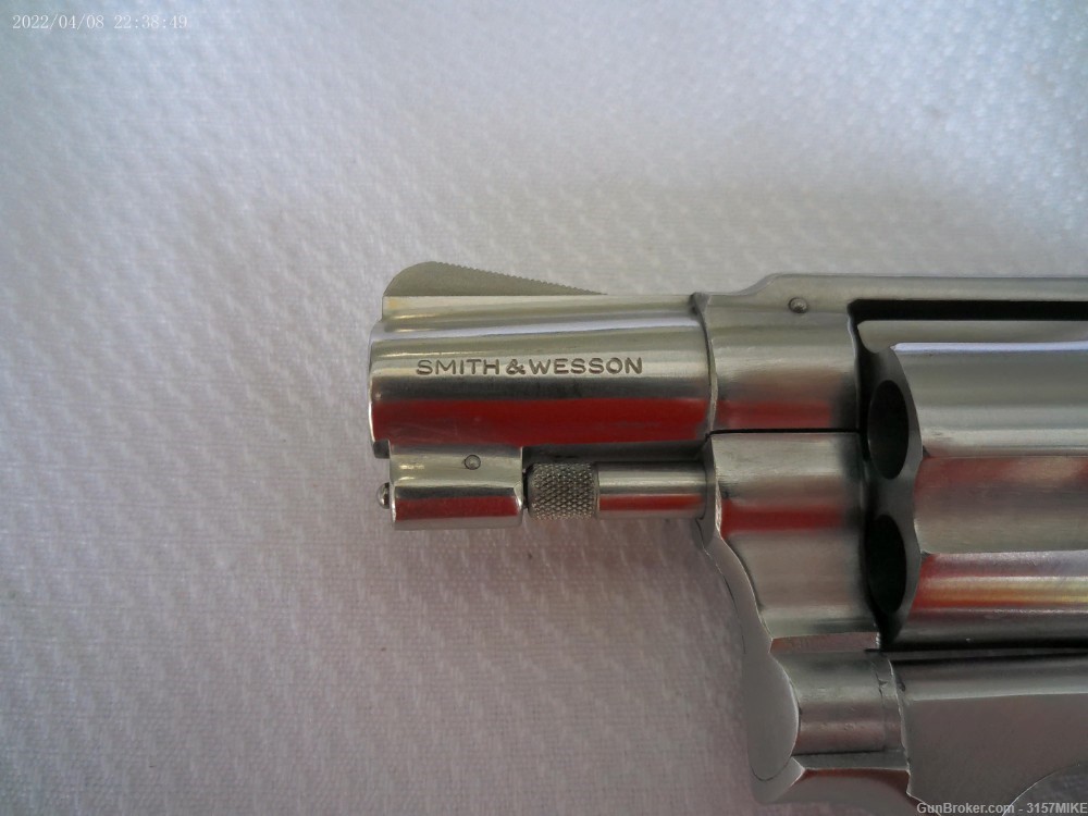 Smith & Wesson Model 60(no dash) Chiefs Special Stainless, .38 SPL, 2" Brl-img-16