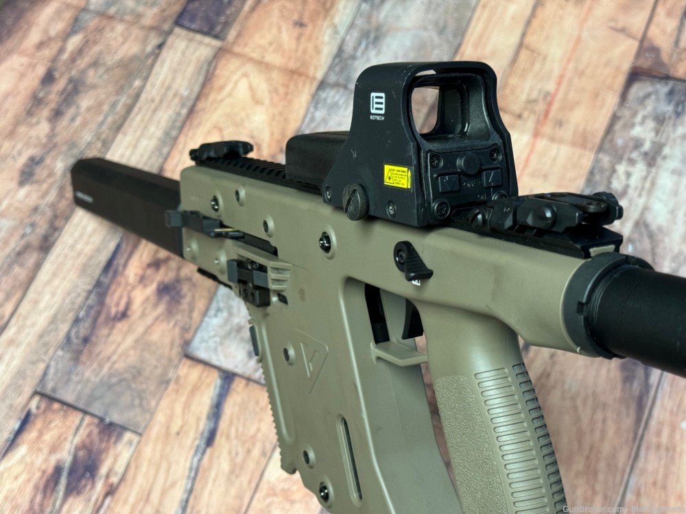 Kriss Vector CRB .45ACP with Eotech HWS and factory iron sights-img-2