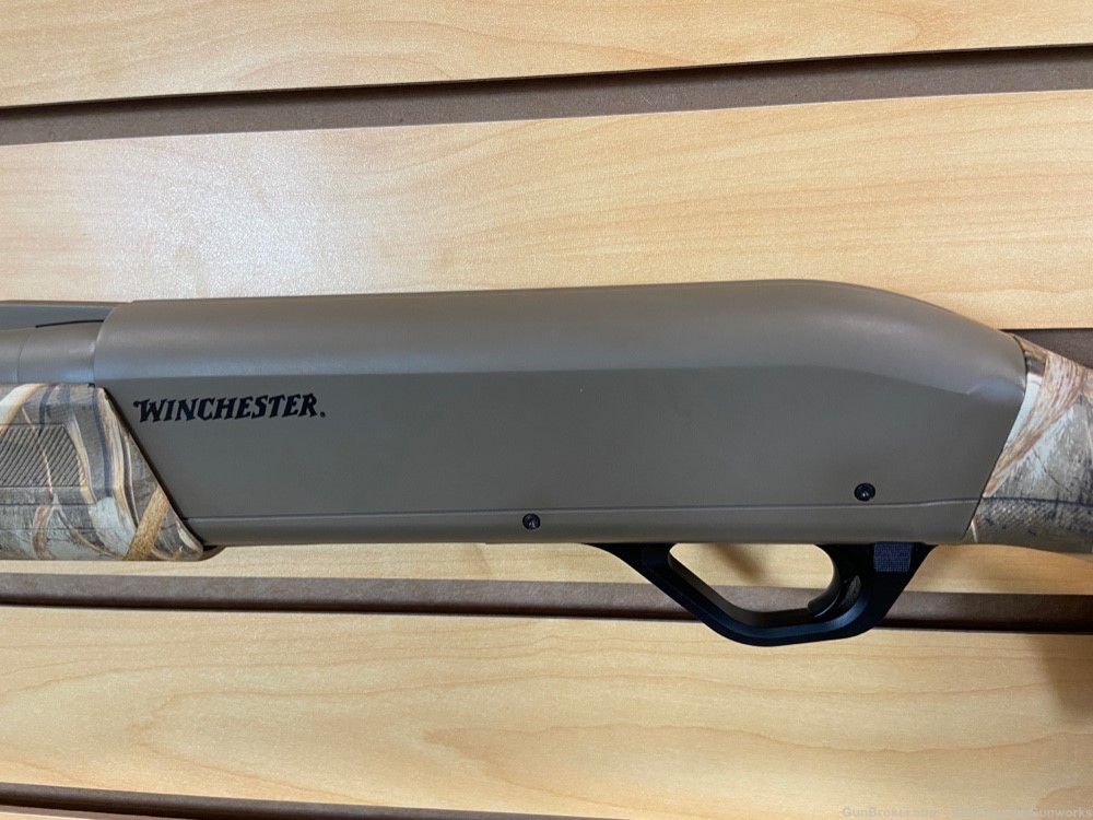Winchester SX4 Hybrid Hunter 12 Gauge 26” Realtree Max 5-img-10