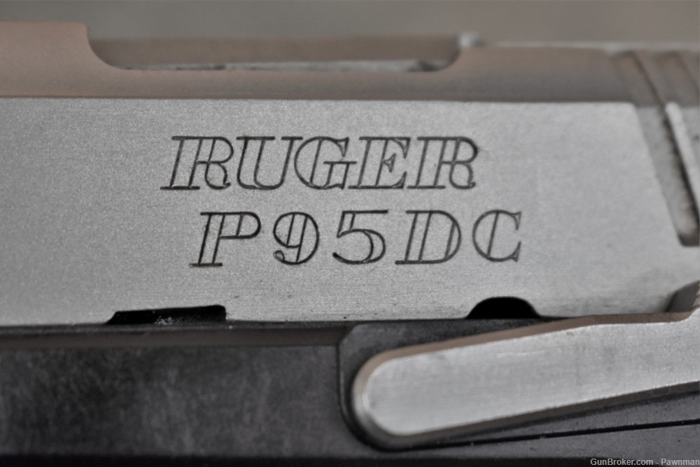Ruger P95 DC in 9mm made 1996 - 10-round mags-img-4