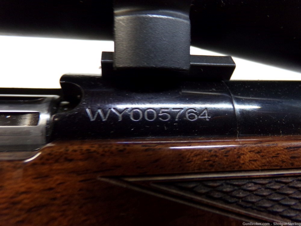 Mint used Weatherby Mark V Rifle in 6.5 Wby RPM with Leupold VX-3i scope-img-10