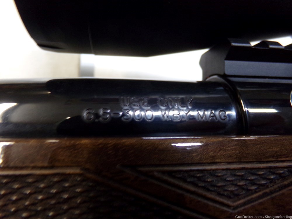 Used Weatherby Mark V Deluxe Rifle in 6.5-300 Wby with 26 in barrel-img-6