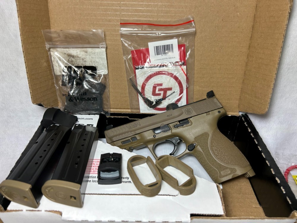 Smith & Wesson M&P 9 Compact M2.0  in FDE with Crimson Trace Red Dot-img-3