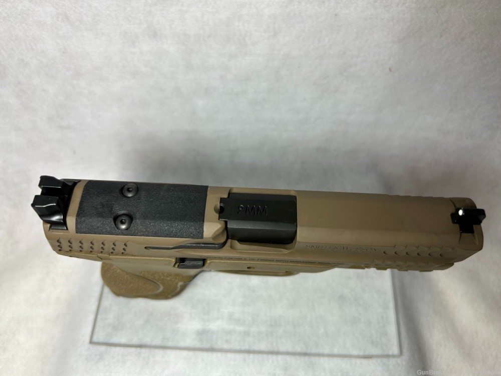 Smith & Wesson M&P 9 Compact M2.0  in FDE with Crimson Trace Red Dot-img-2