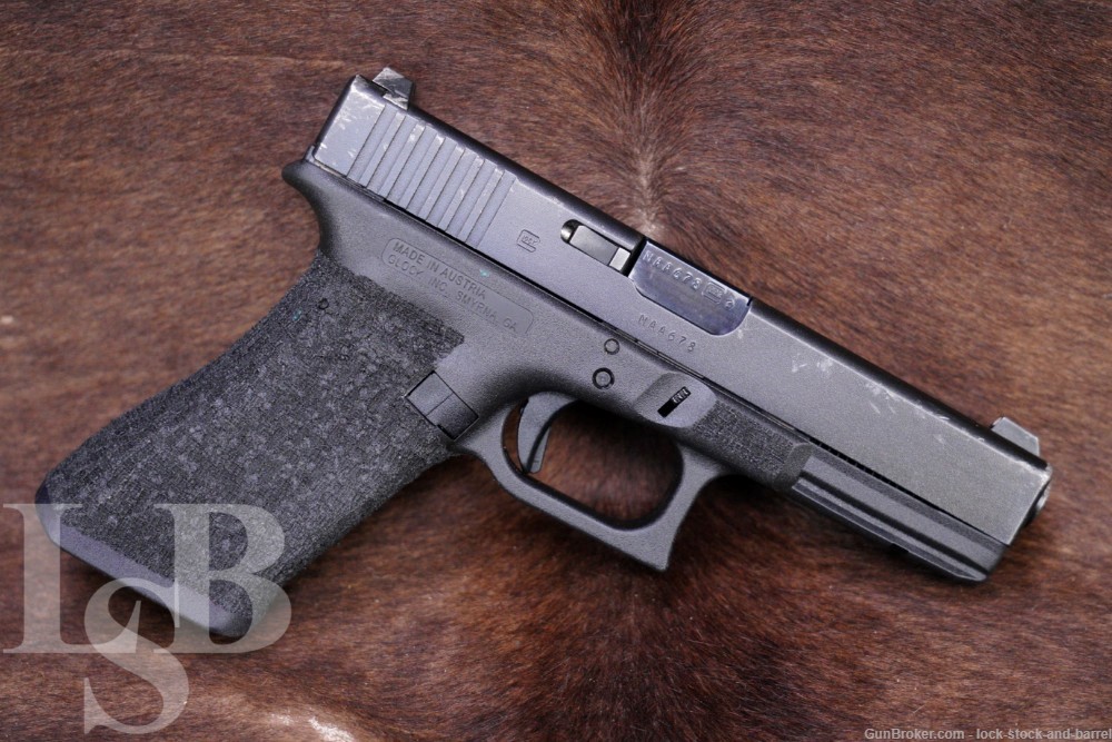 Glock 17 G17 9mm 4.49” Striker Fired Semi Auto Pistol, Modern-img-0