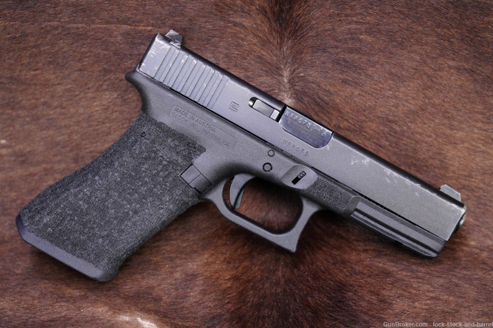 Glock 17 G17 9mm 4.49” Striker Fired Semi Auto Pistol, Modern-img-2