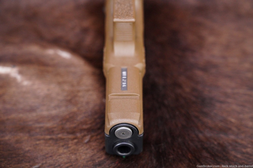 Pair of Glock 17 G17 Gen 4 9mm 4.49” Striker Fired Semi Auto Pistol, Modern-img-26
