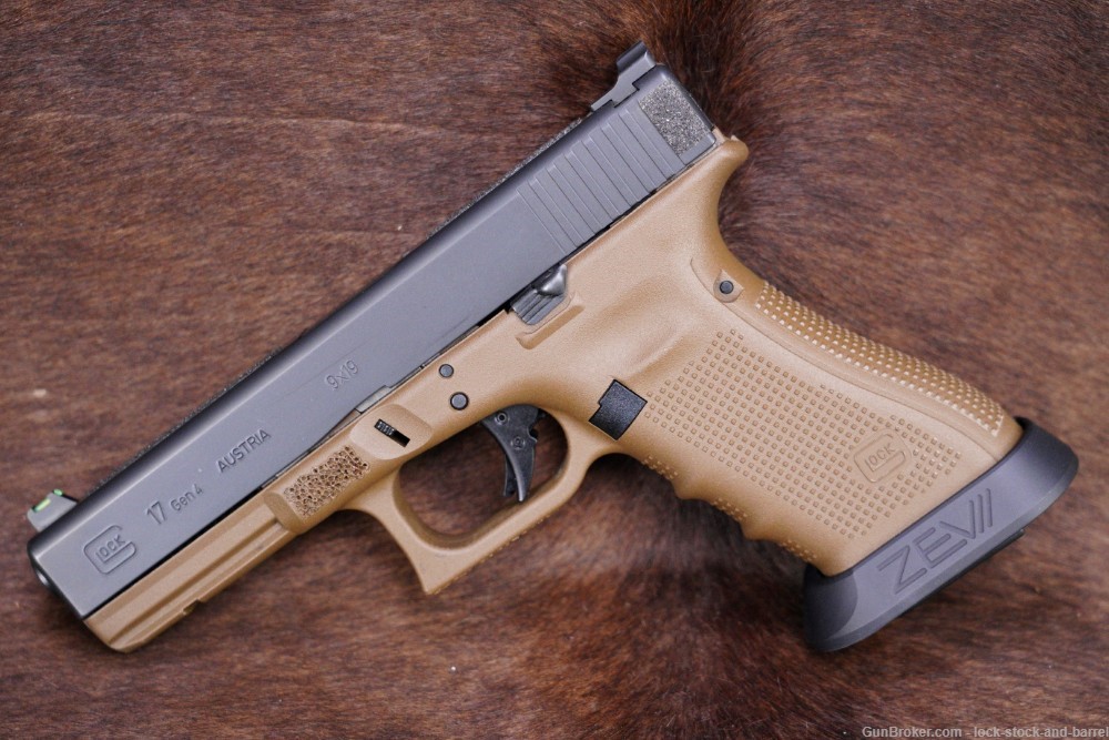 Pair of Glock 17 G17 Gen 4 9mm 4.49” Striker Fired Semi Auto Pistol, Modern-img-23