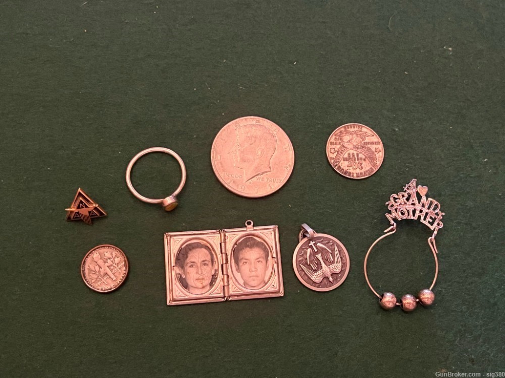 GROUP OF VINTAGE SILVER ITEMS-img-0