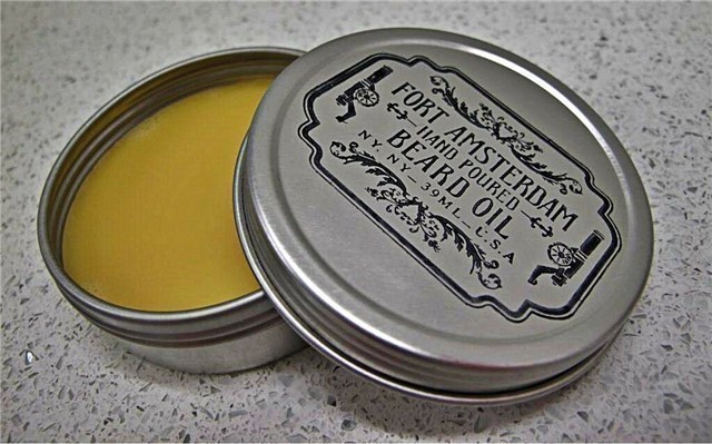 Cedarwood Mint Hand-Poured Mustache Wax Grooming-img-1
