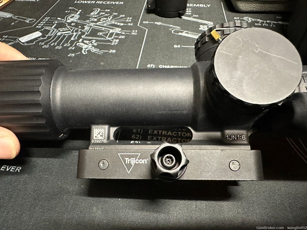 TRIJICON VCOG 1-8x28 riflescope-img-5