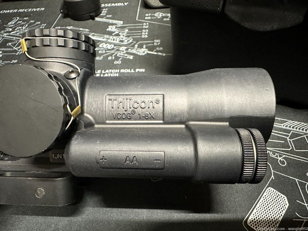 TRIJICON VCOG 1-8x28 riflescope-img-3