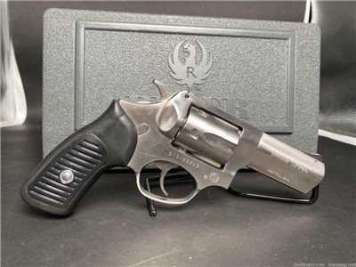  Ruger .327 federal magnum revolver stainless 3in