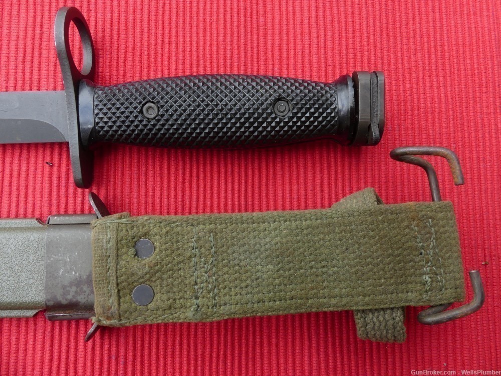 US VIETNAM COLT M-16 1970'S M7 FACTORY BAYONET WITH SCABBARD MINT-img-30