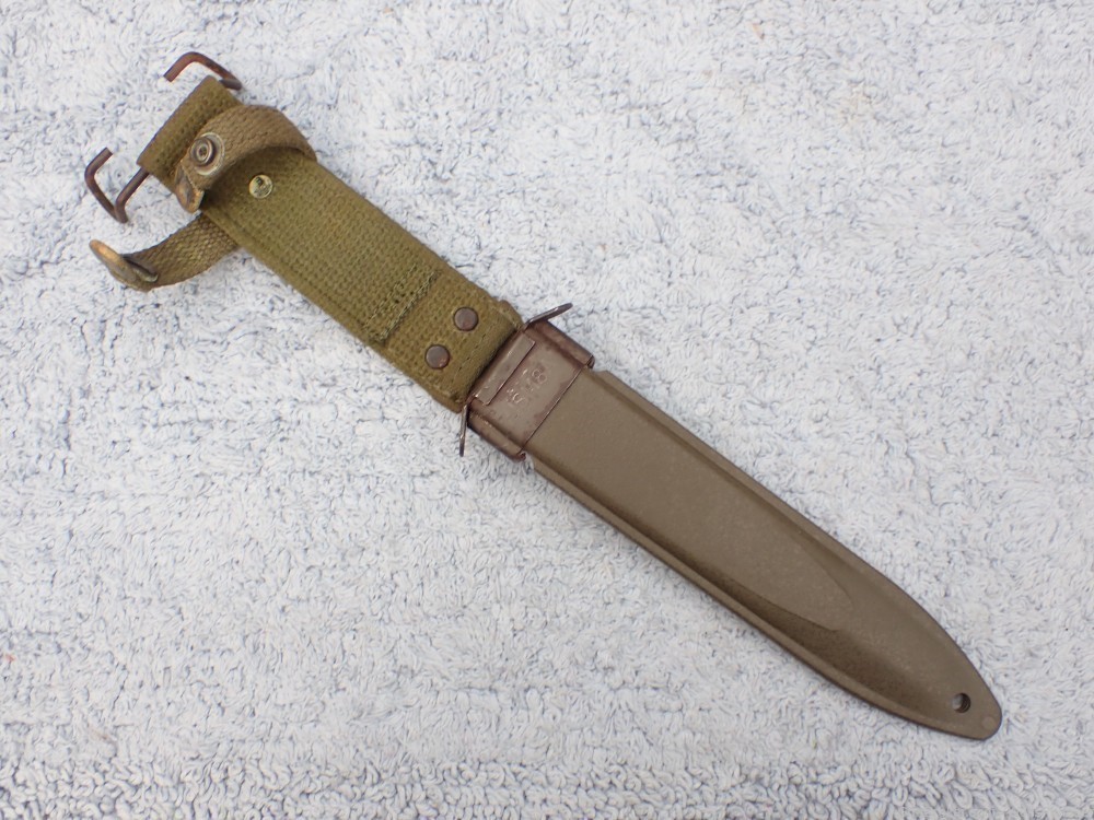 US VIETNAM COLT M-16 1970'S M7 FACTORY BAYONET WITH SCABBARD MINT-img-20