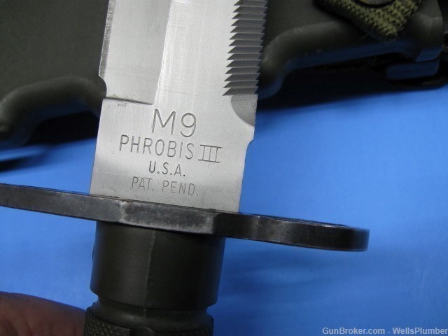 US M9 PHROBIS BAYONET WITH ORIGINAL SCABBARD (NICE)-img-2