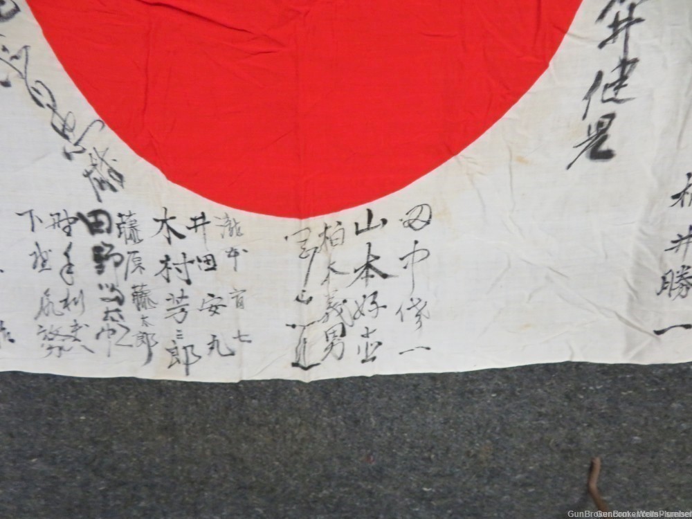 JAPANESE WWII HINOMARU MEATBALL FLAG W/ SIGNED KANJI CHARACTERS (VERY NICE)-img-4