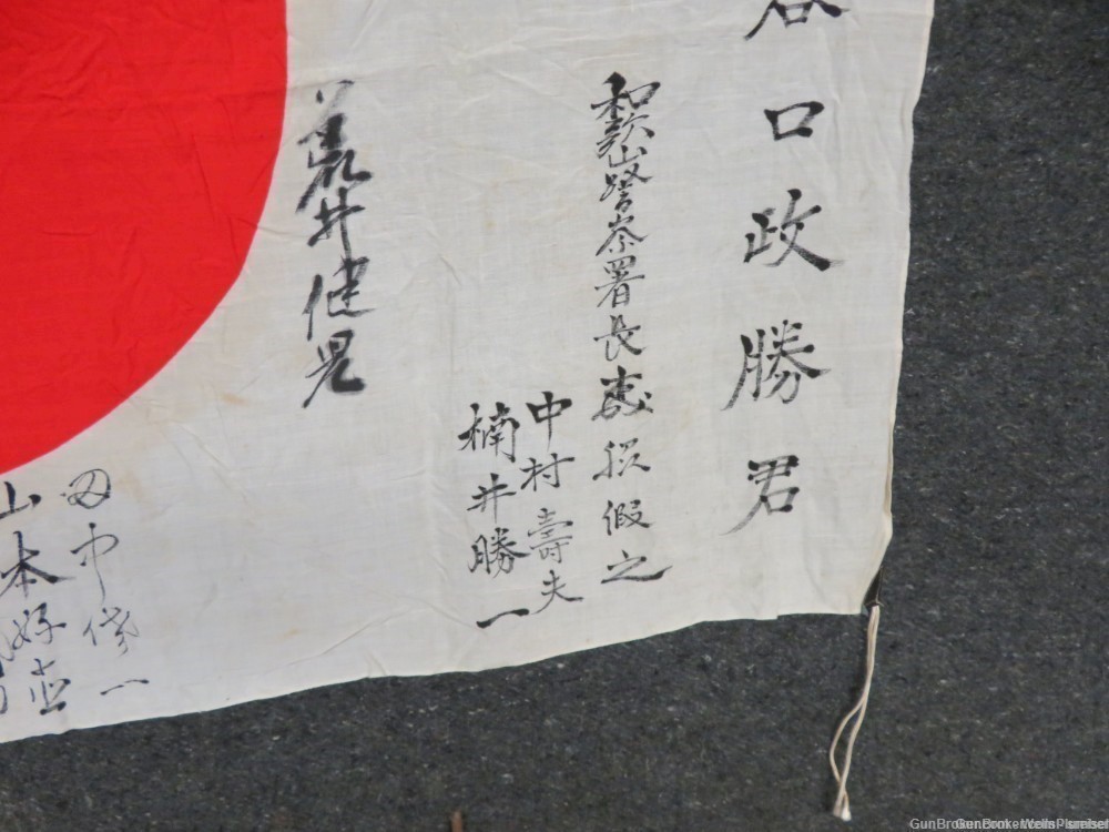JAPANESE WWII HINOMARU MEATBALL FLAG W/ SIGNED KANJI CHARACTERS (VERY NICE)-img-5