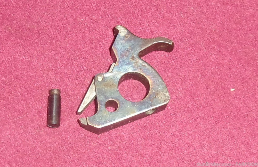CHARTER ARMS UNDERCOVER 32 CAL. HAMMER & SCREW ASSEMBLY-img-1