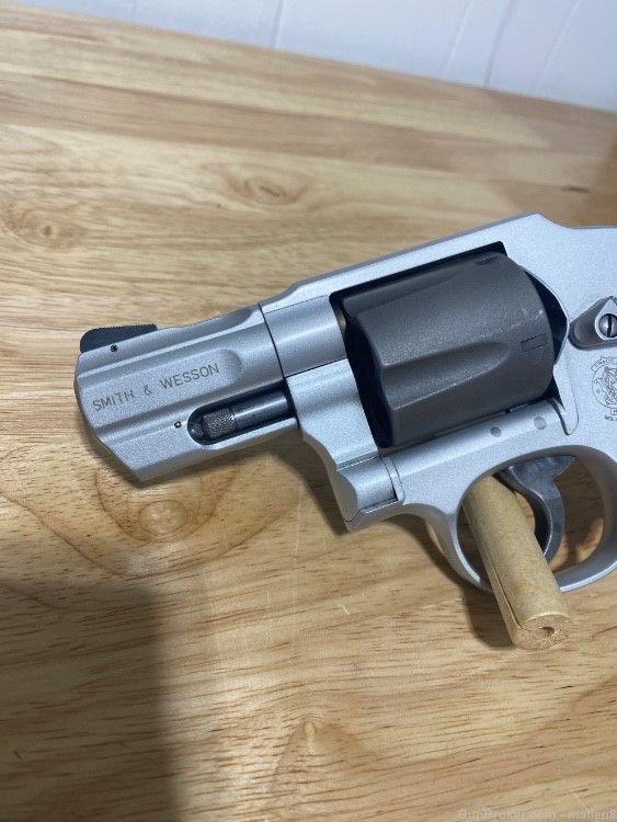 Smith & Wesson 296 Airlite Ti .44 S&W Special  Scandium/Titanium Revolver-img-2