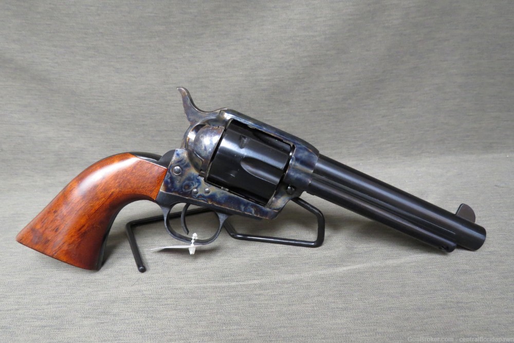 Taylor's Uberti 1873 Cattleman .45 LC / 45 ACP Revolver 5.5" Taylors 550899-img-4