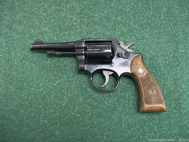 Used Smith and Wesson Model 10-5  38 spl.-img-1