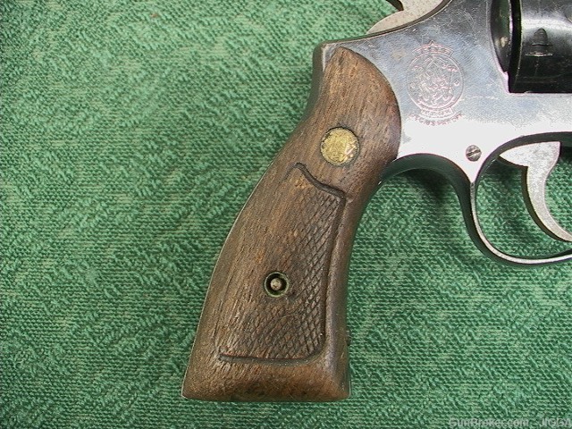 Used Smith and Wesson Model 10-5  38 spl.-img-4