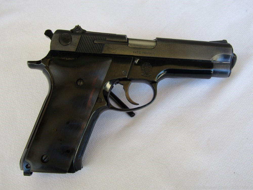 Smith & Wesson Model 59(no dash) Auto Loading Pistol, 9mm, 4" Barrel-img-3
