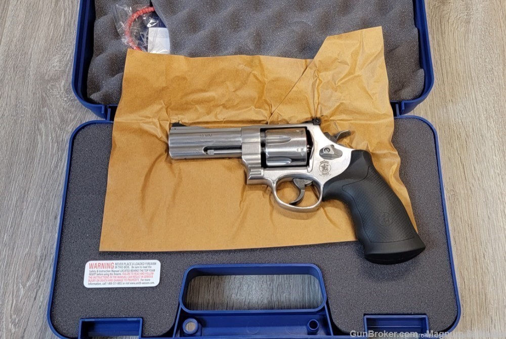 Smith & Wesson Model 610 10mm 12463-img-1